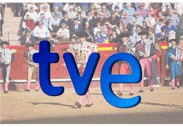 TVE retransmite la corrida solidaria de El Juli en la Feria de Cáceres a beneficio de la lucha contra el cáncer infantil