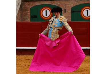 Como en toda la feria El Juli estuvo muy metido en la tarde